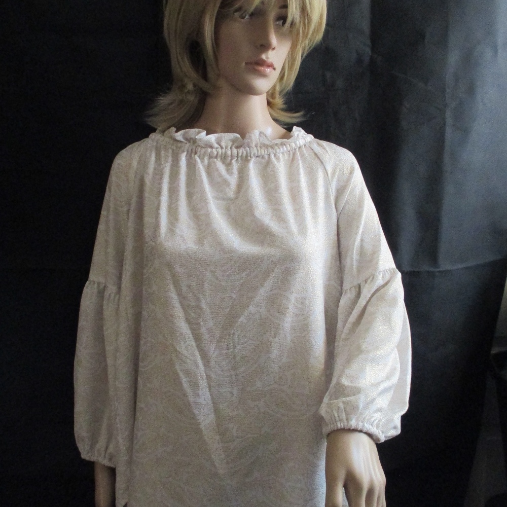 MICHAEL KORS white/gold top - sz XL - MSRP $110.00